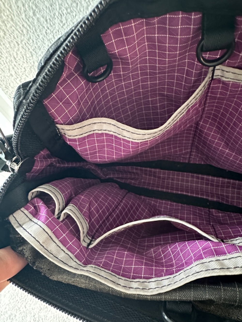 Tom Bihn Side Kick Crossbody Bag - Picture 8 of 11